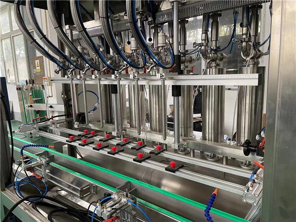 Подробности за автоматична бутална машина за пълнене