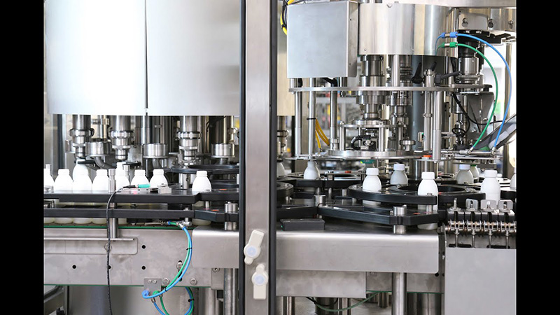 Моноблок машина за пълнене